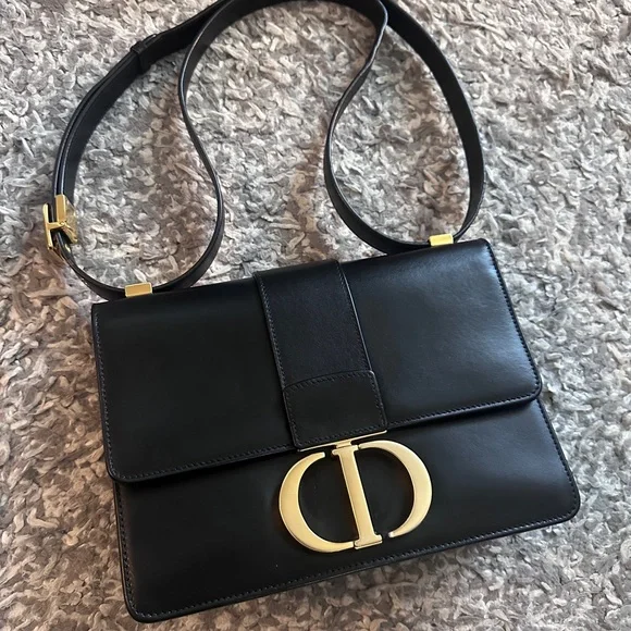 Authentic CHRISTIAN DIOR MONTAIGNE - Picture 4 of 17